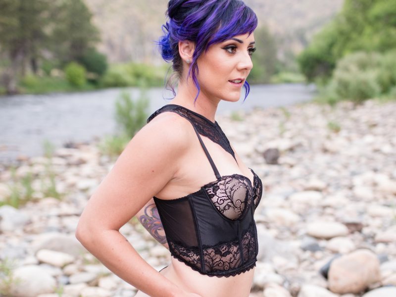 https://lilacandfernphotography.com/wp-content/uploads/2017/08/Boudoir-Fort-Collins-Colorado-Lilac-and-Fern-AM2-4-800x600.jpg