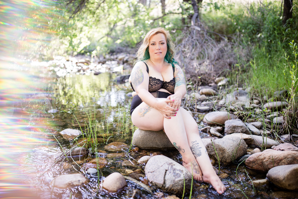 https://lilacandfernphotography.com/wp-content/uploads/2018/11/Boudoir-Fort-Collins-Colorado-Lilac-and-Fern-MP-18.jpg