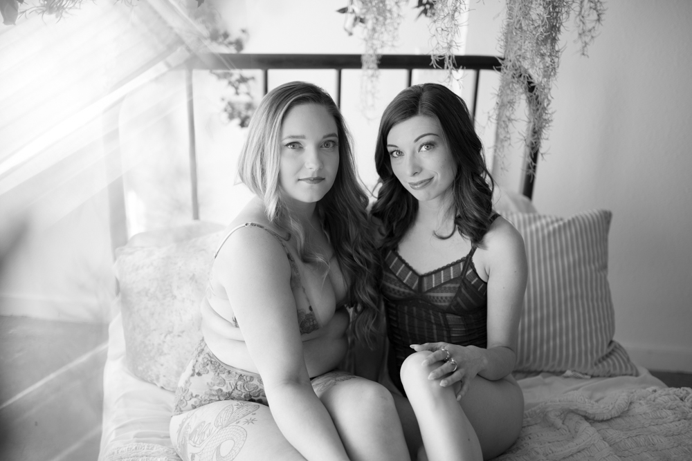 https://lilacandfernphotography.com/wp-content/uploads/2020/01/Boudoir-Intimate-Boise-Idaho-Lilac-and-Fern-AS-31.jpg