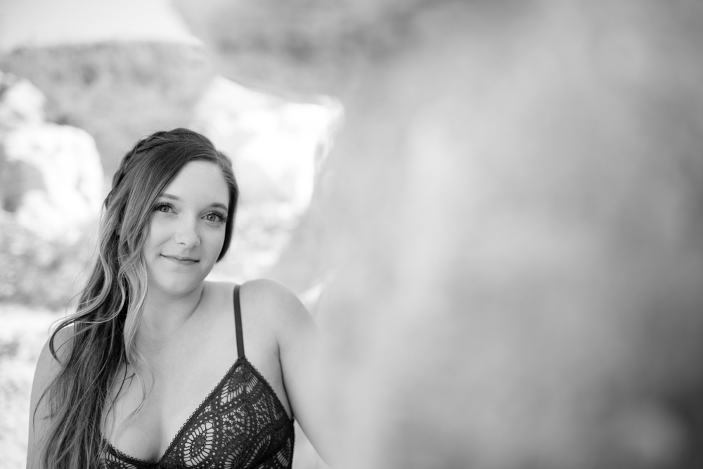 https://lilacandfernphotography.com/wp-content/uploads/2020/05/Boudoir-Intimate-Colorado-Tennessee-Idaho-Lilac-and-Fern-AS-1.jpg