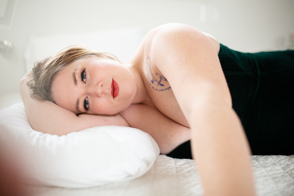 https://lilacandfernphotography.com/wp-content/uploads/2020/11/Boudoir-Intimate-Colorado-Tennessee-Idaho-Lilac-and-Fern-JB1-17.jpg