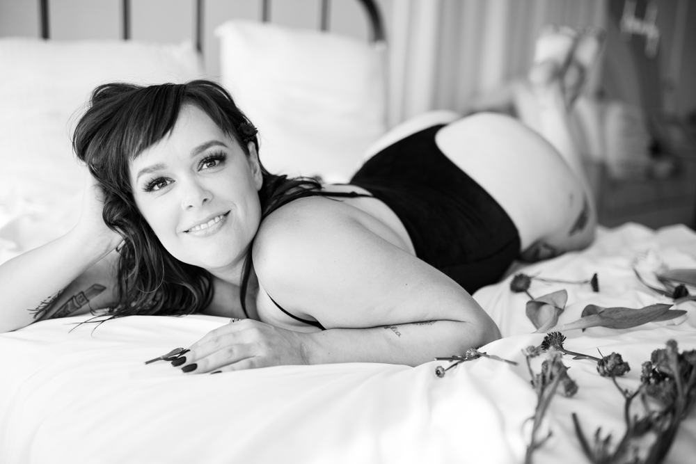 https://lilacandfernphotography.com/wp-content/uploads/2021/07/Boudoir-Fort-Collins-Colorado-Lilac-and-Fern-AC-21.jpg