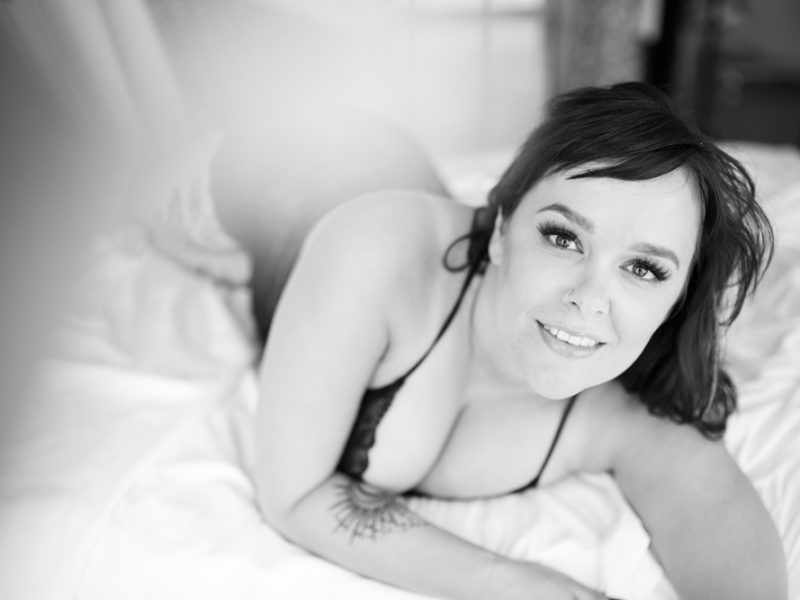 https://lilacandfernphotography.com/wp-content/uploads/2021/07/Boudoir-Fort-Collins-Colorado-Lilac-and-Fern-AC-9-800x600.jpg