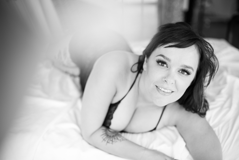 https://lilacandfernphotography.com/wp-content/uploads/2021/07/Boudoir-Fort-Collins-Colorado-Lilac-and-Fern-AC-9.jpg