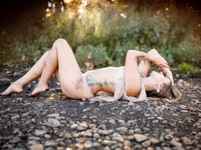 https://lilacandfernphotography.com/wp-content/uploads/2021/10/Boudoir-Fort-Collins-Colorado-Lilac-and-Fern-NL-16-800x600.jpg