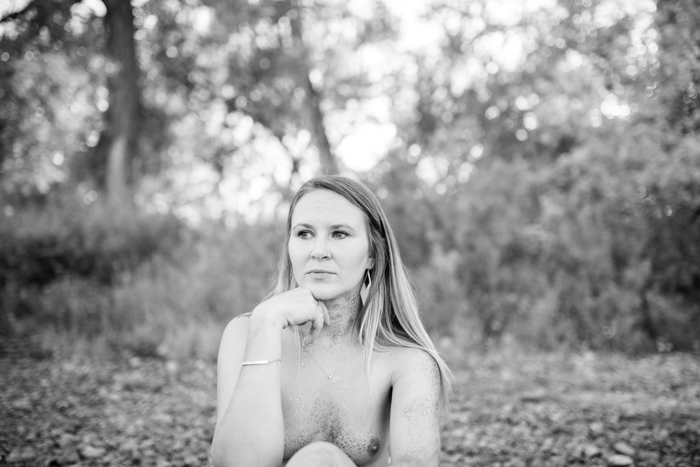 https://lilacandfernphotography.com/wp-content/uploads/2021/10/Boudoir-Fort-Collins-Colorado-Lilac-and-Fern-NL-37.jpg