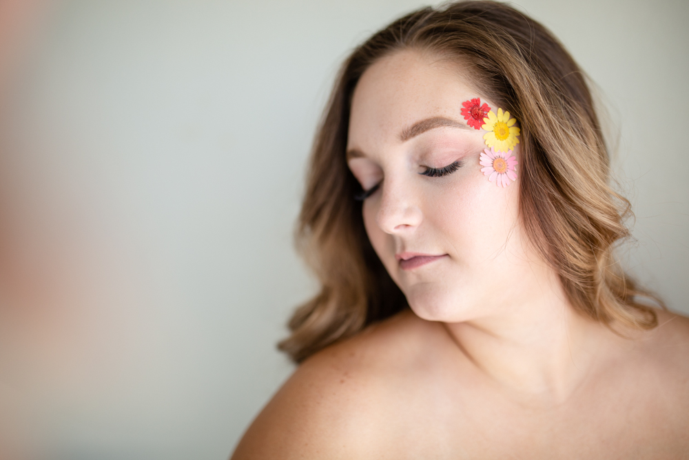 https://lilacandfernphotography.com/wp-content/uploads/2021/11/Boudoir-Fort-Collins-Colorado-Lilac-and-Fern-ARS-34.jpg