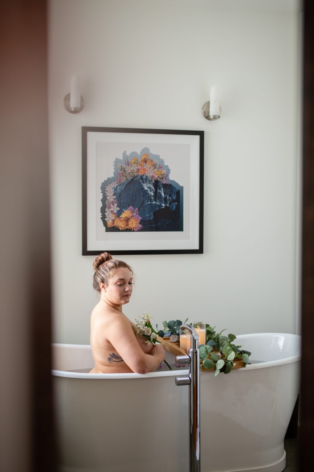 https://lilacandfernphotography.com/wp-content/uploads/2022/03/Boudoir-Fort-Collins-Colorado-Lilac-and-Fern-AS-Tub-31-1024x1536.jpg