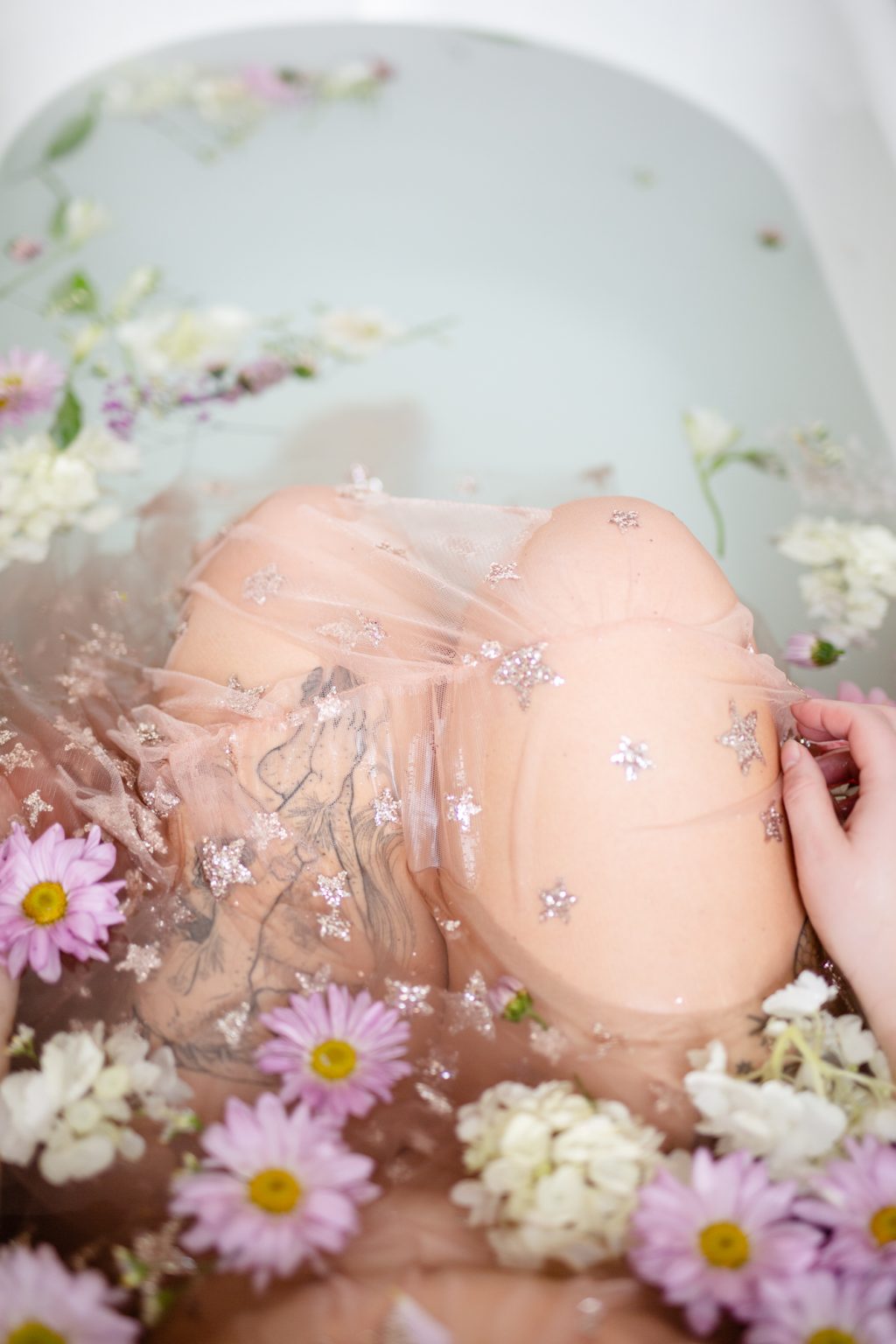 https://lilacandfernphotography.com/wp-content/uploads/2022/03/Boudoir-Fort-Collins-Colorado-Lilac-and-Fern-AS-Tub-37-1024x1536.jpg